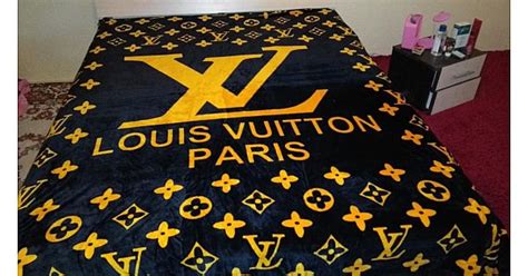 louis vuitton bettdecke|louis vuitton lightweight blanket.